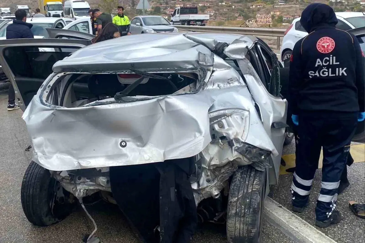 kirikkalede trafik kazasi 4 yarali 5VkvzfaS.jpg