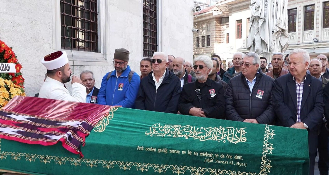 hocalarin hocasi suheyla altmisdort son yolculuguna ugurlandi EJRLnfid.jpg