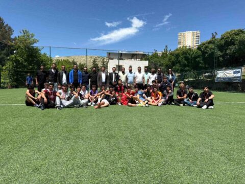 Diyarbakır’da “Maarifin Kalbinde Marifetli Gençlik” Futbol Turnuvası Coşkuyla Gerçekleşti